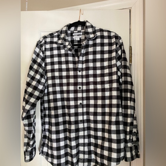 Men’s Checkered Black and White Button Down Flannel Shirt - Picture 1 of 2